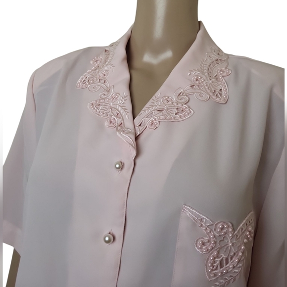 Kathy Che Embroidered Pearl Collar Pink Button Down Blouse - Picture 2 of 7